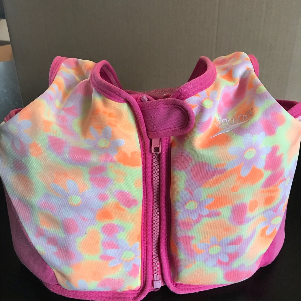 Speedo swim vest
